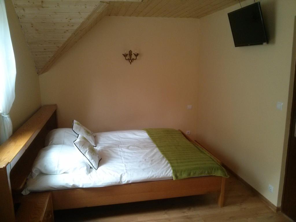 Bed and Breakfast Zbójna Debra Golejów Habitación foto